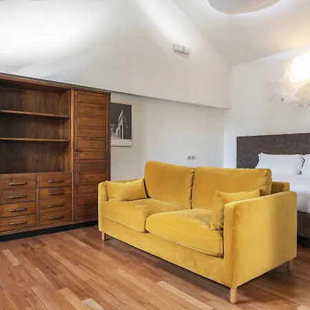 Apartamento Easyhomes Duomo View Milão