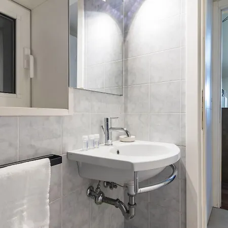 Apartamento Easyhomes Duomo View Milão