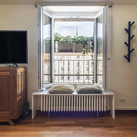 Easyhomes Duomo View Apartamento *