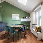 Easyhomes Duomo View