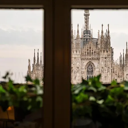 Easyhomes Duomo View * מילאנו