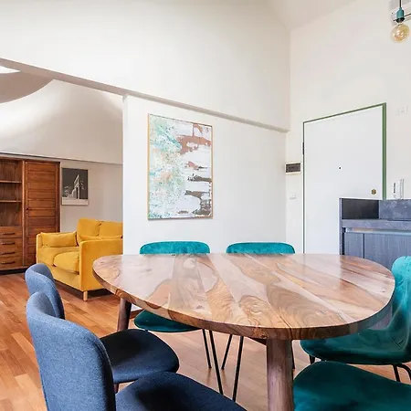 Апартаменты Easyhomes Duomo View
